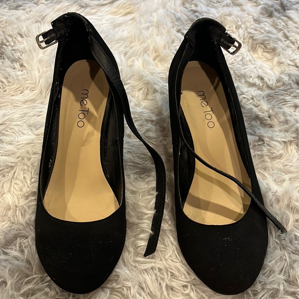 Black Wedges